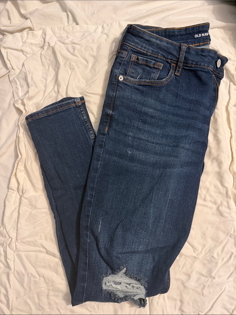 Old Navy Women's Mid Rise Rockstar Dark Wash Distressed Super Skinny Jeans